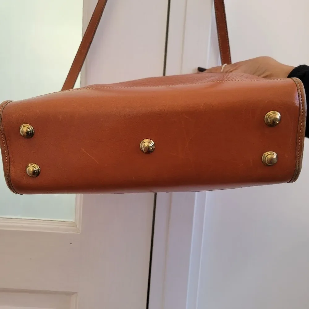 VINTAGE DOONEY & BOURKE Honey Camel Brown Leather Shoulder Bag - Picture 9 of 11